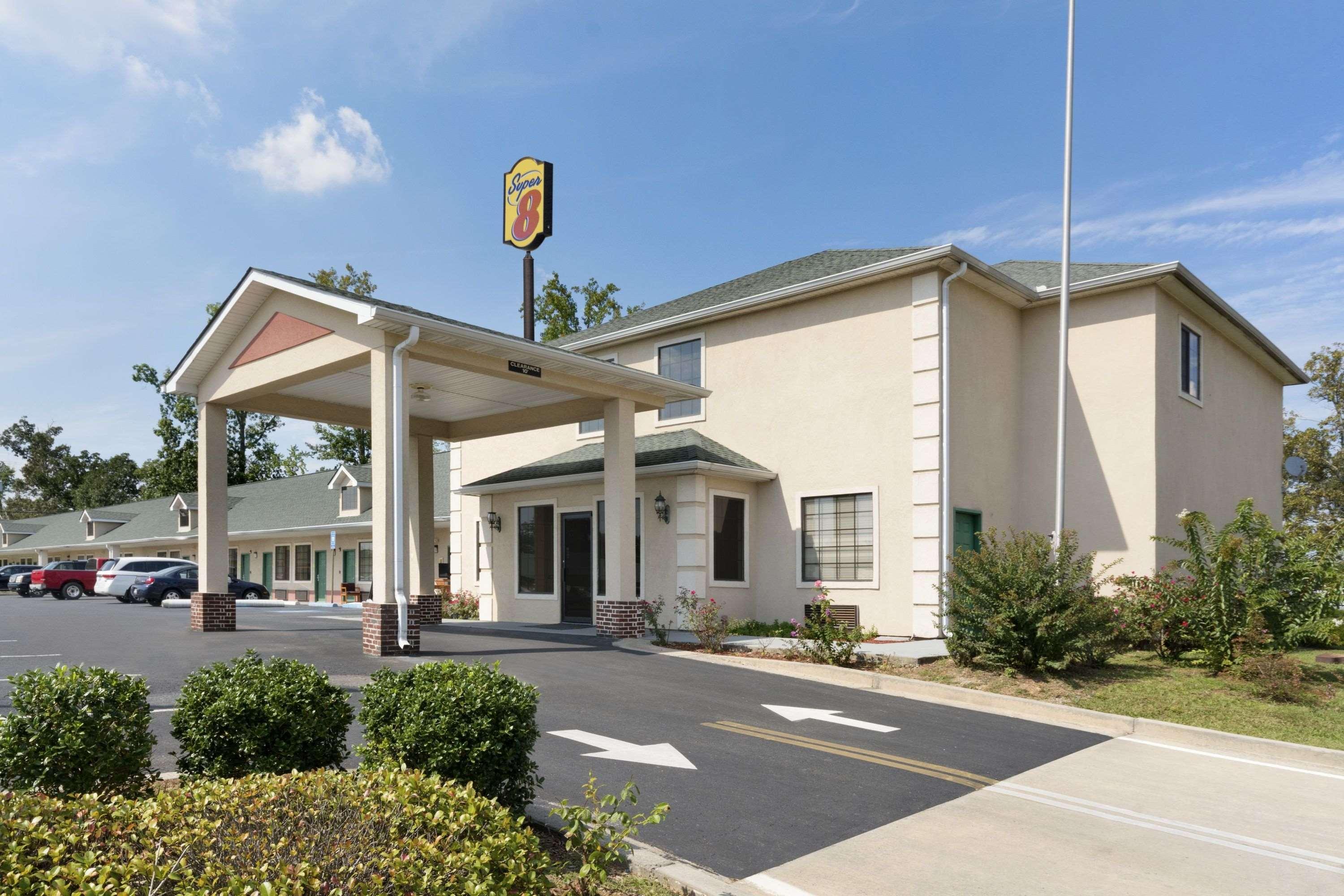 Super 8 By Wyndham Chatsworth/Dalton Luaran gambar